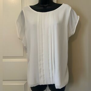 Boden Cream/Off-White Pleated Women's Blouse